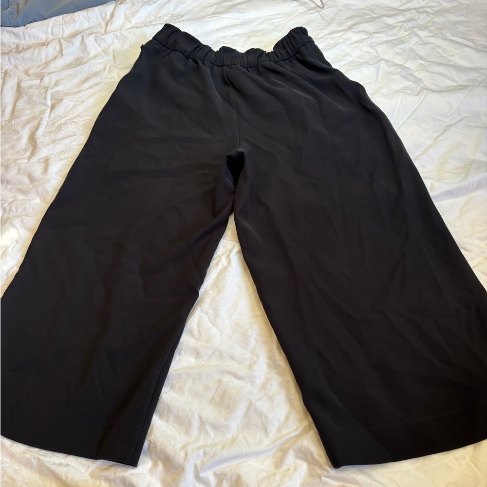 Lululemon Athletica Black Cropped Pants